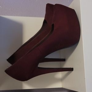 Burgundy, suede 6" heel, platform shoe.